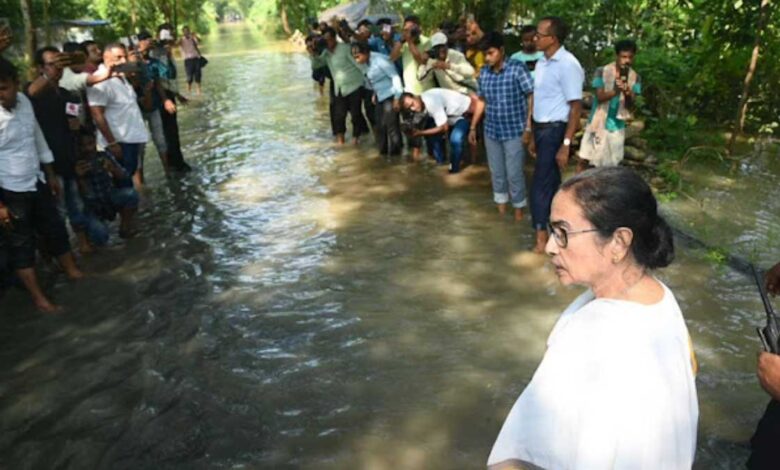 Mamata Banerjee assured flood victims of dam repair