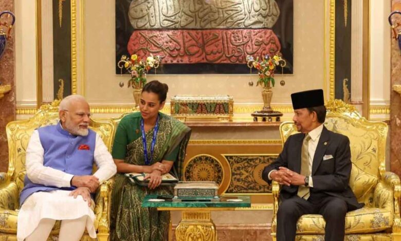 Narendra Modi, Brunei Sultan Haji Hassanal Bolkiah discuss ways to further strengthen ties