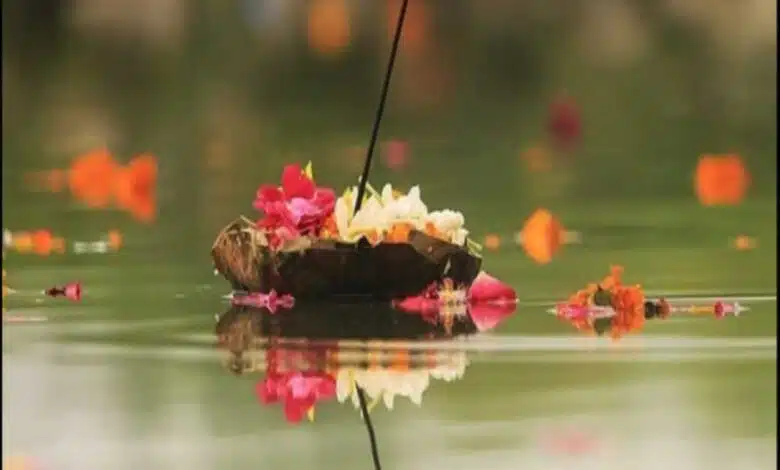 Perform Shraddha of ancestors at 5 auspicious places Know the rules