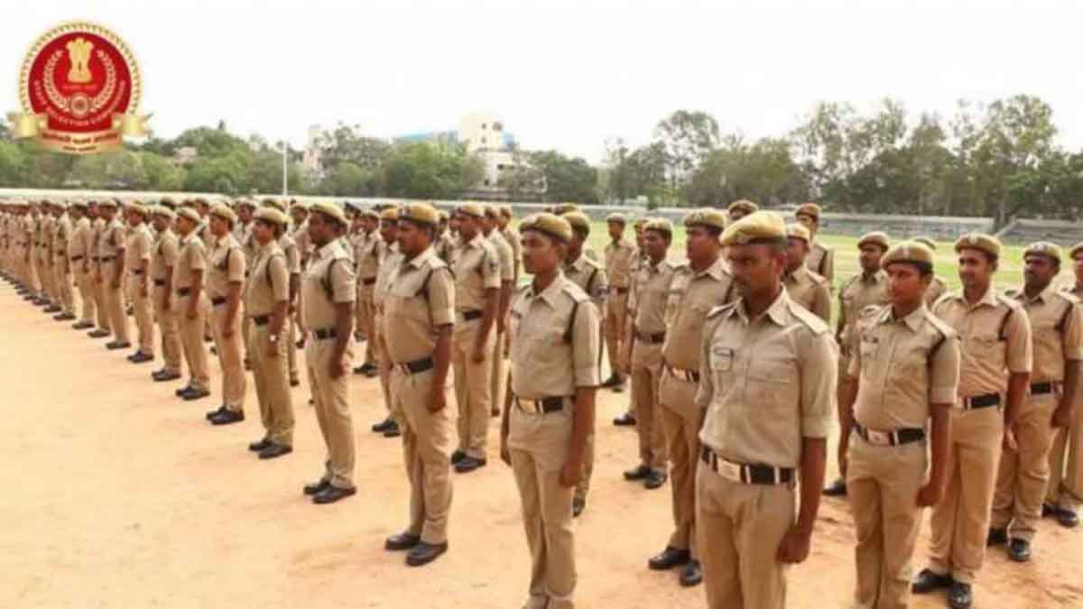 Police constable recruitment exam begins amid tight security in UP 3