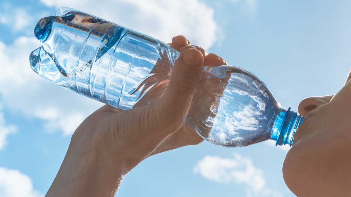 Right Time To Drink Water 4 Doctor-Recommended Tips!