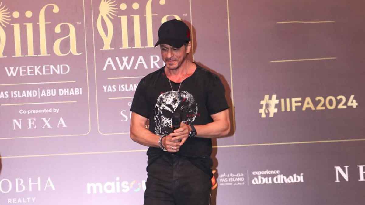 Shah Rukh Khan sports luxury bracelets worth Rs 18 lakh at IIFA 2024 press conference 2