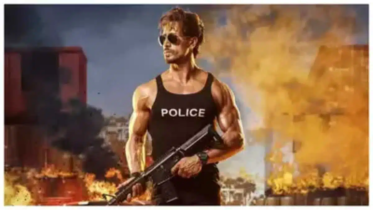 Singam fir se Ranveer, Tiger, Ajay's explosive police anthem!