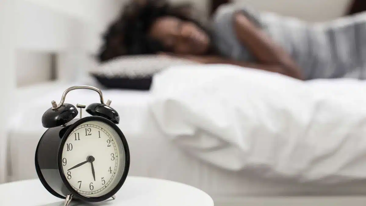 Sleep tips: Why is it advised to sleep early at night and wake up early in the morning?