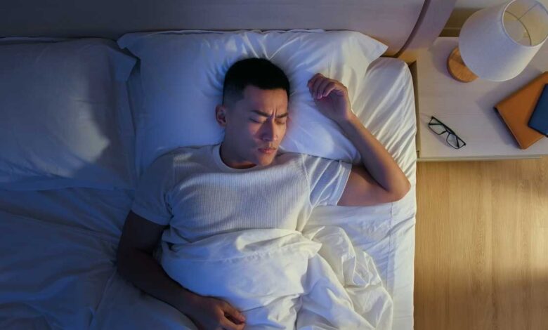 Sleep tips: Why is it advised to sleep early at night and wake up early in the morning?