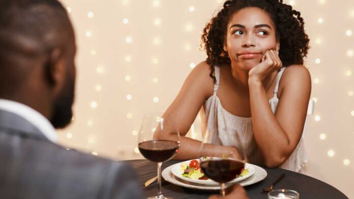 Things will go wrong! Don't ask these 3 questions on the First Date