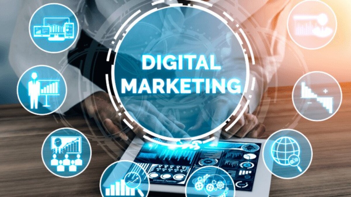 What is the duration of a digital marketing course