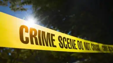 a man slit his girlfriend's throat In Mumbai