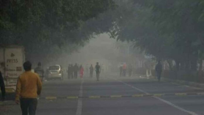 15 percent increase in respiratory diseases due to air pollution in Delhi