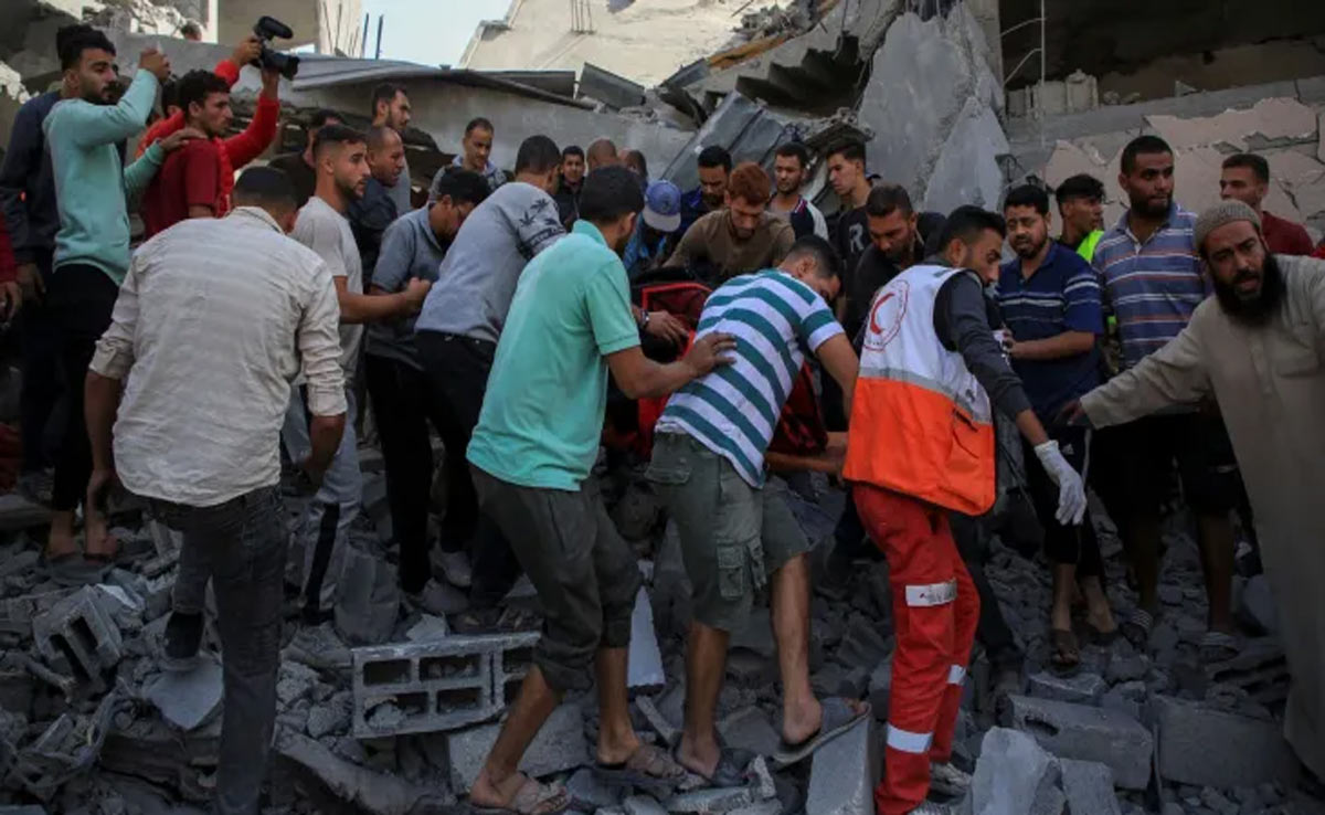 55 people killed, many injured in Israeli attack on residential building in Gaza