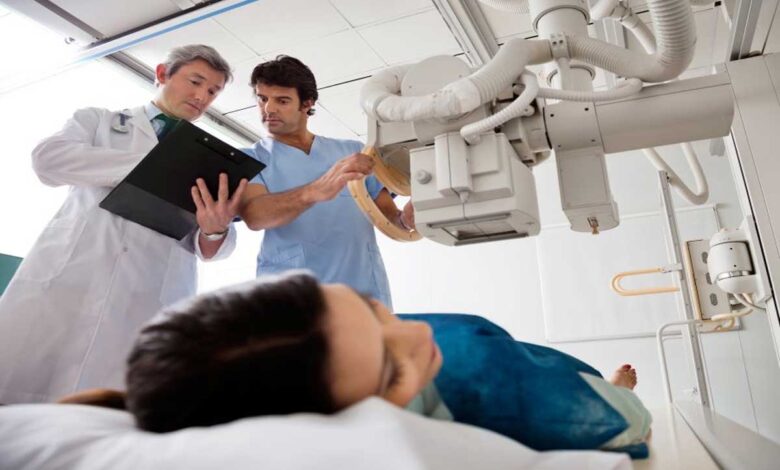 8 Signs You Should Consult Your Doctor During Pregnancy