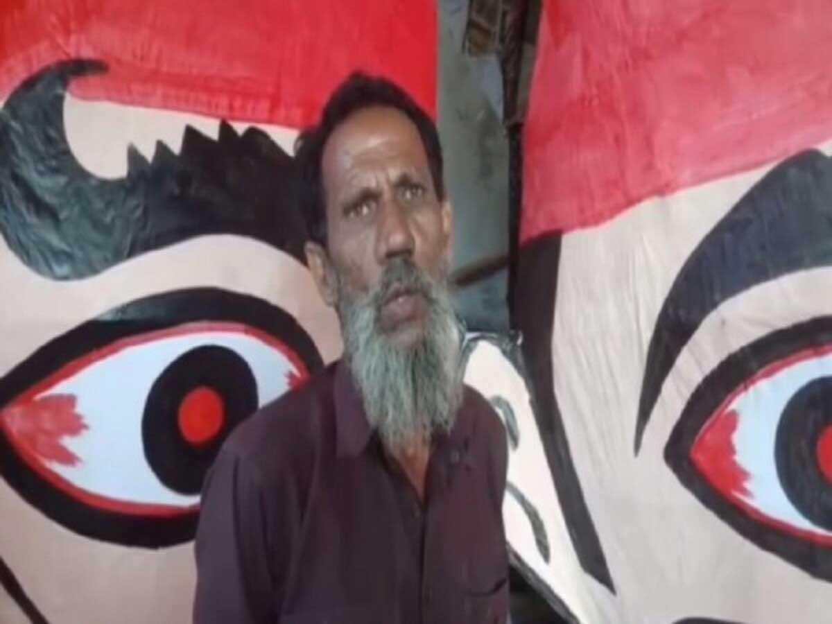 A Muslim family in Uttar Pradesh made an 80 feet high pollution free effigy of Ravana