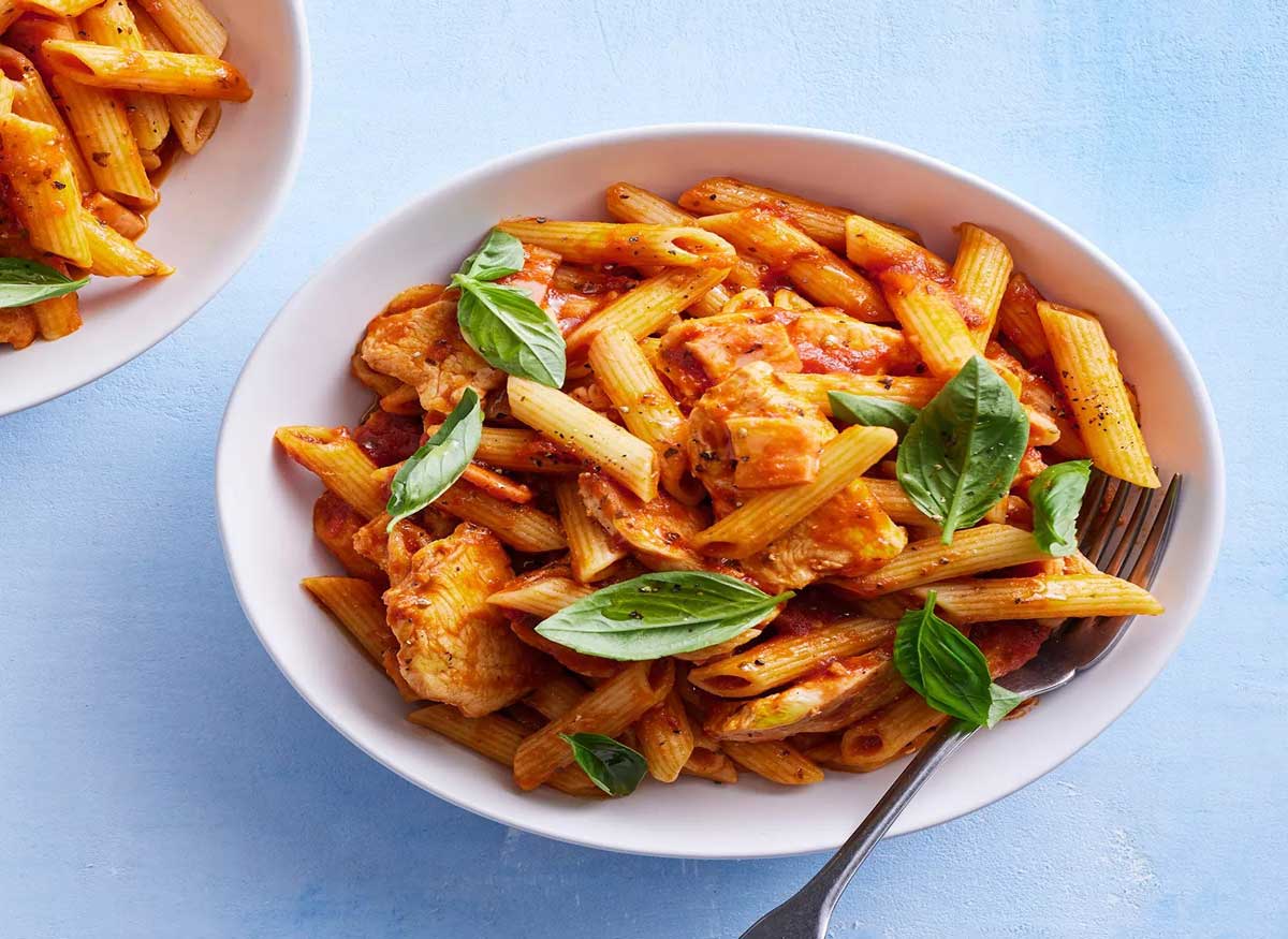 A nutritious and delicious recipe of Cheesy Pasta"