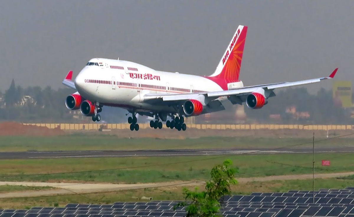 
Air India flight received bomb threat, flight diverted to Canada airport