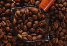 Benefits of applying coffee on the face