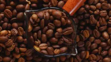 Benefits of applying coffee on the face