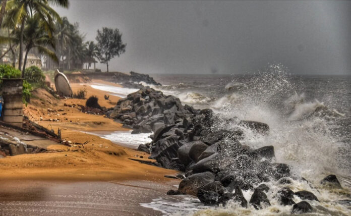 Cyclone Dana: 20 NDRF teams deployed in Odisha, 13 teams in Bengal, local trains cancelled.