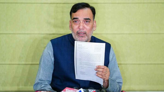 Delhi Environment Minister Gopal Rai wrote a letter to LG to implement the ban on firecrackers