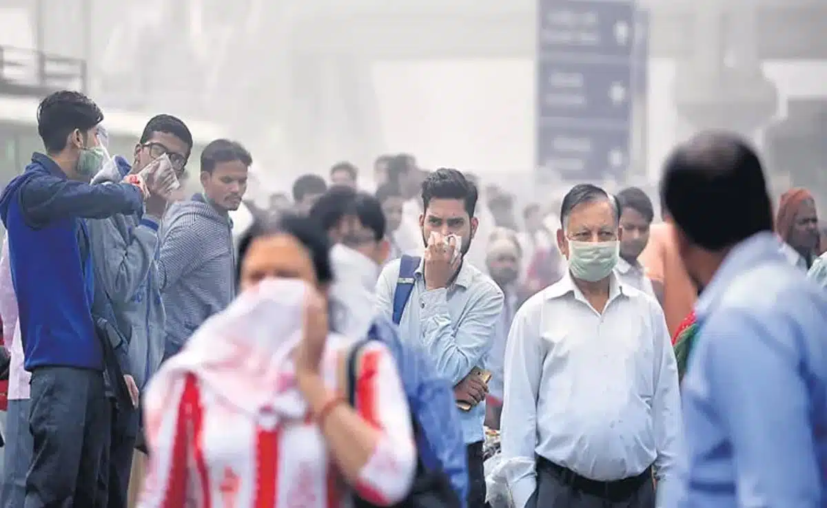 
Delhi: CM Atishi blames 'UP buses' for 'severe' air pollution in Anand Vihar