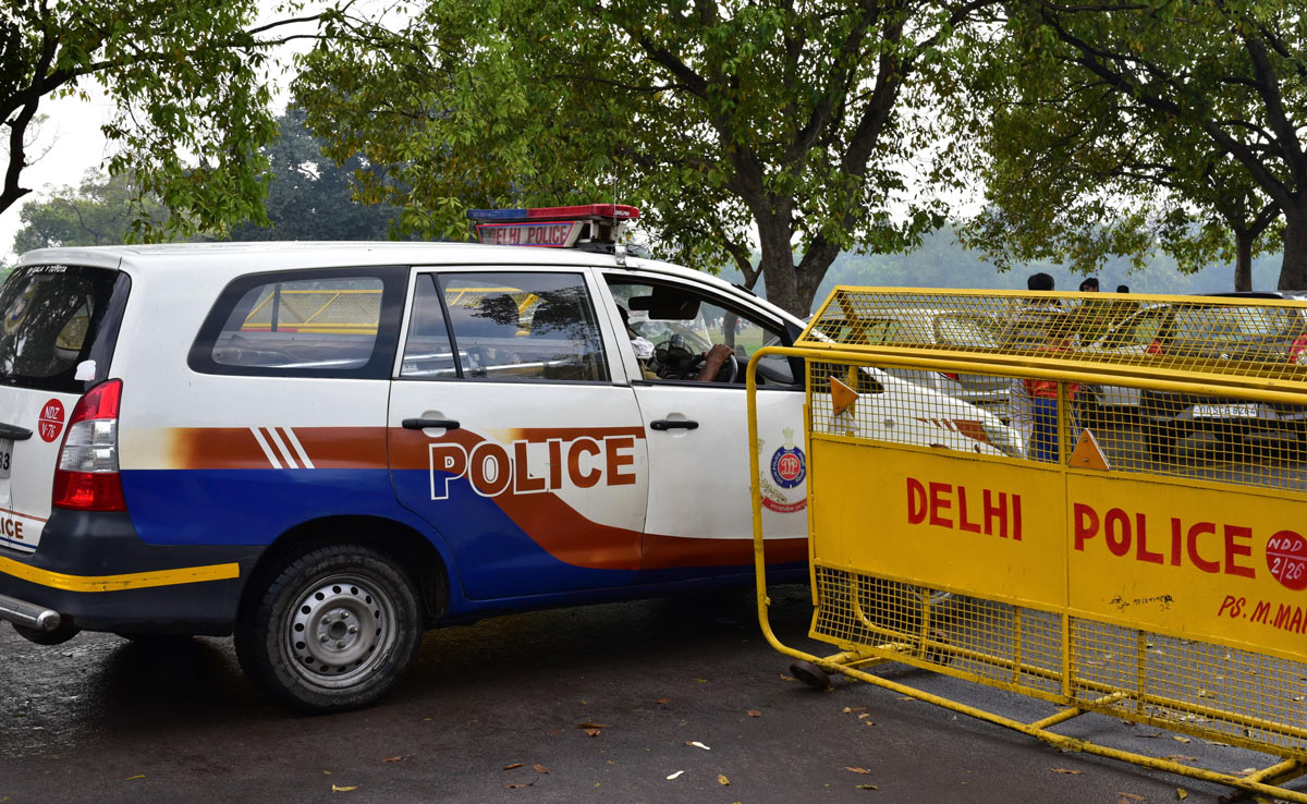 Huge explosion outside CRPF school in Delhi, police found white powder nearby