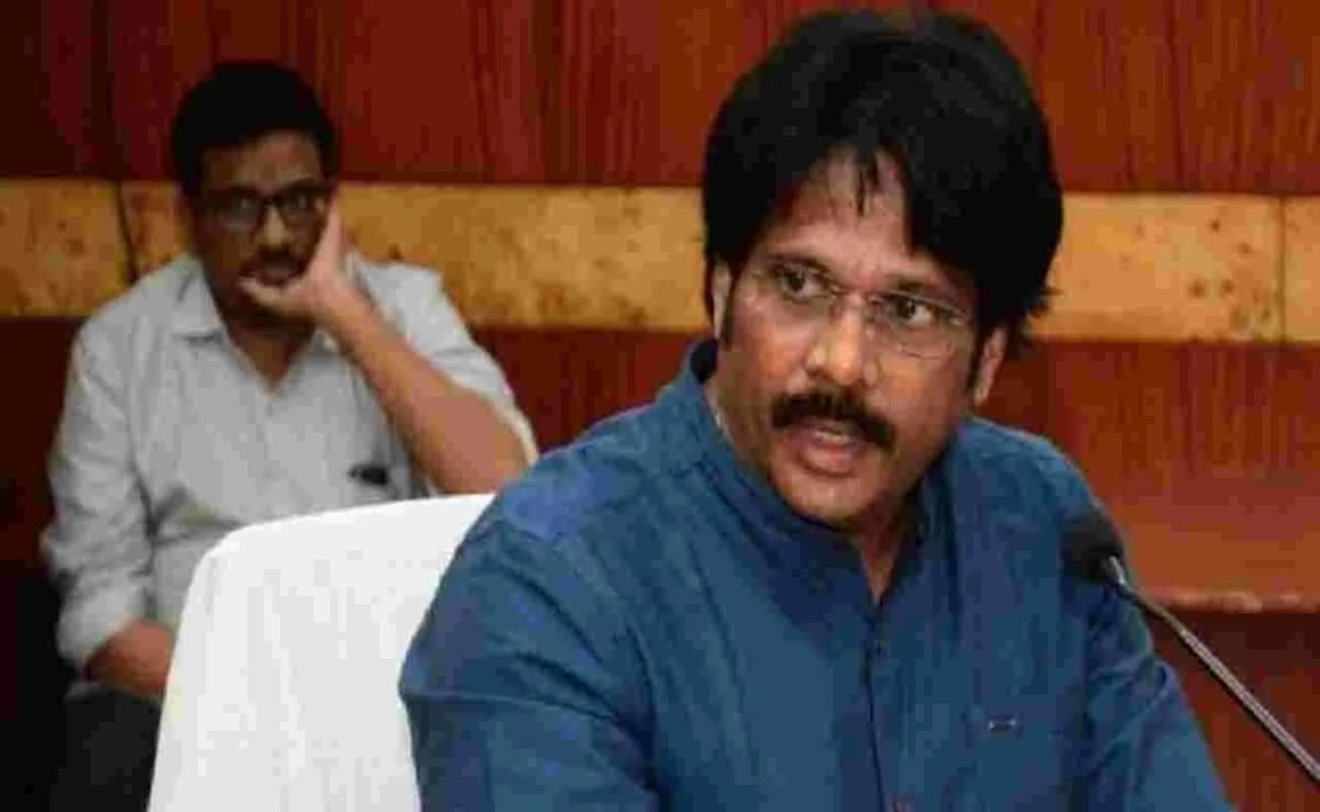 ED raids the house of former YSRCP MP MVV Satyanarayana in land grabbing case