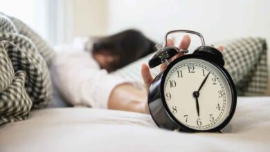 How many hours of sleep does a person need according to age?