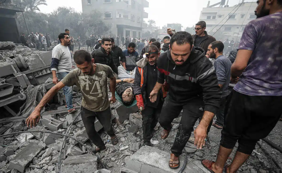 55 people killed, many injured in Israeli attack on residential building in Gaza