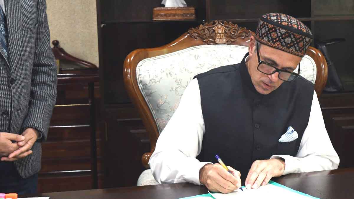 Dalai Lama congratulates JK CM Omar Abdullah