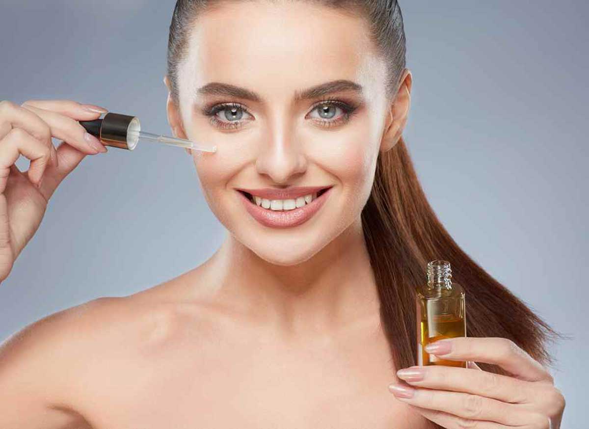 Jojoba Oil: Ways to Use It for Beautiful Skin and Hair