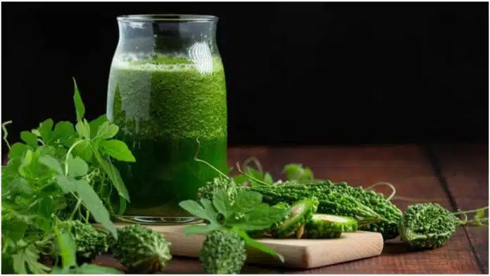 Bitter gourd-spinach juice is rich in nutrition