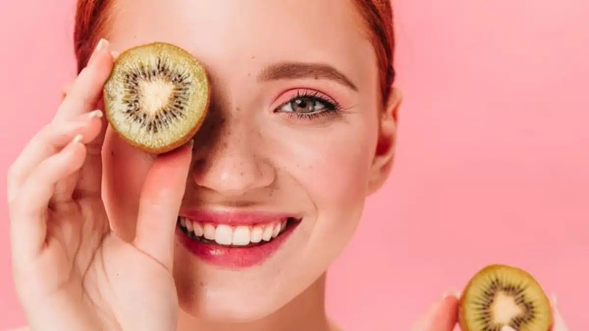 Kiwi Fruit: Health Benefits & Its Origin