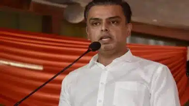 Maharashtra: Milind Deora filed nomination for elections, said- 'There were a lot of expectations from Aditya Thackeray'