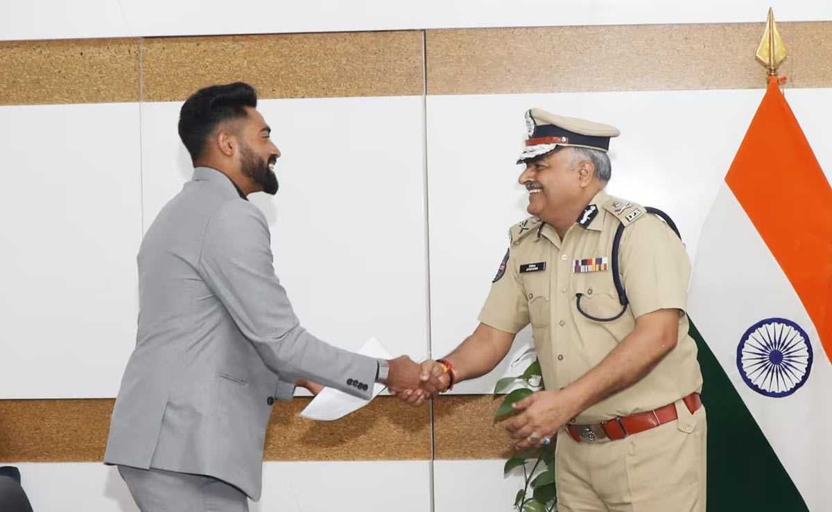 Mohammed Siraj becomes DSP, gets 600 square yard plot from Telangana CM before IND vs NZ series