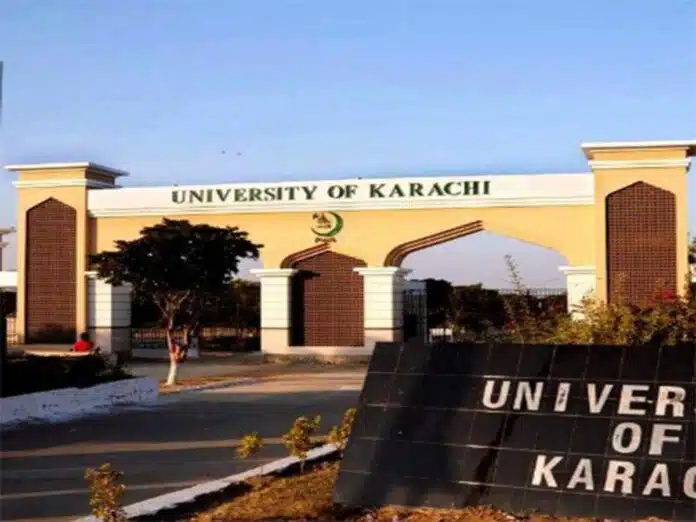 Pakistan Karachi University students protest against rising fees