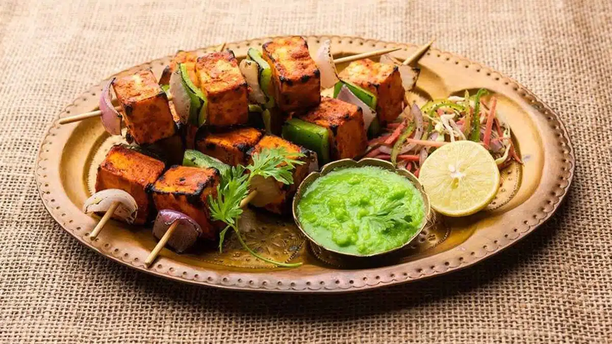 Paneer Tikka Recipe: An easy way to make a restaurant style dish