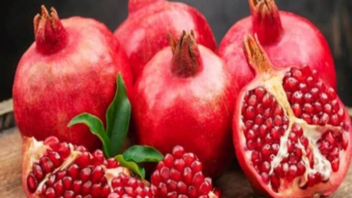 Pomegranate: A nutritious and medicinal fruit