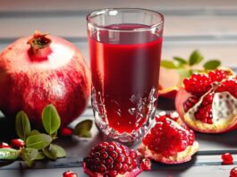 Pomegranate Juice Benefits, Nutritional Information and Uses