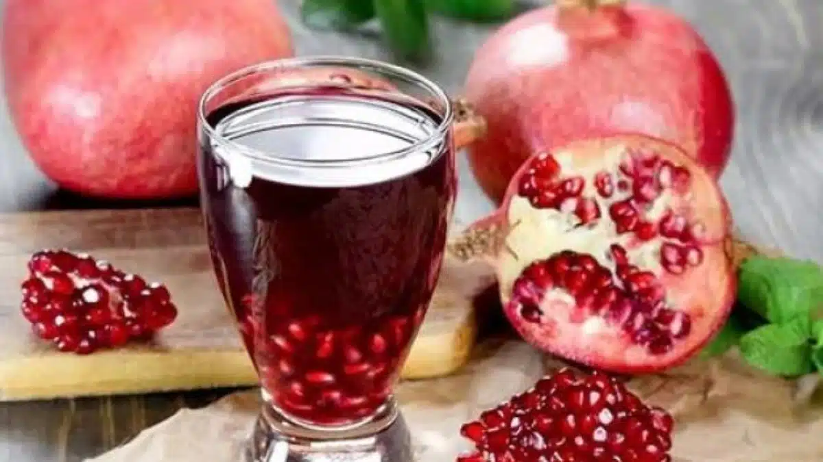 Pomegranate: A nutritious and medicinal fruit