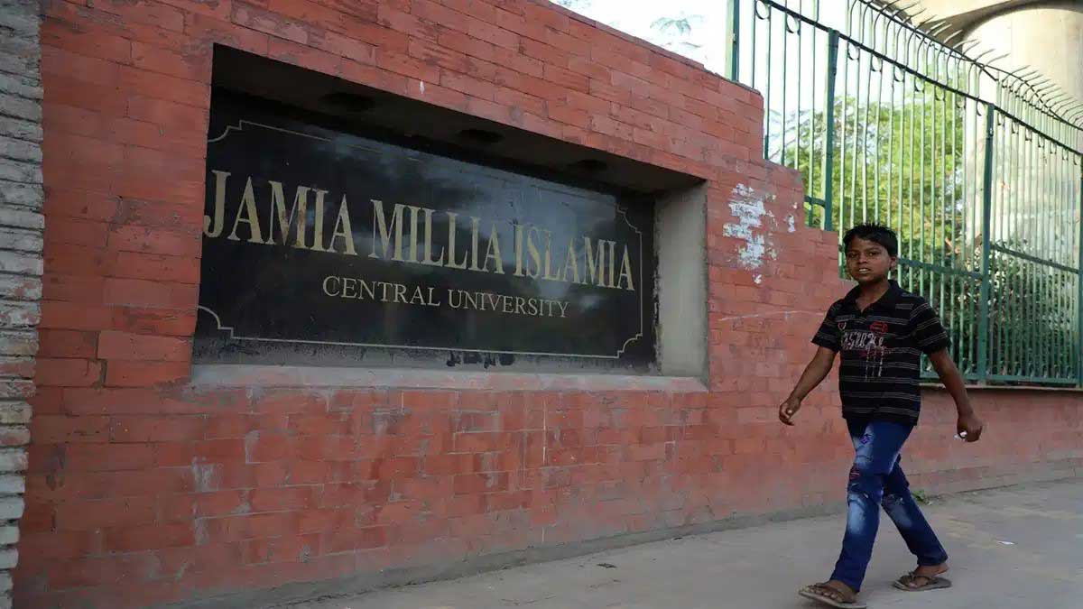 Scuffle at Jamia campus during Diwali celebration