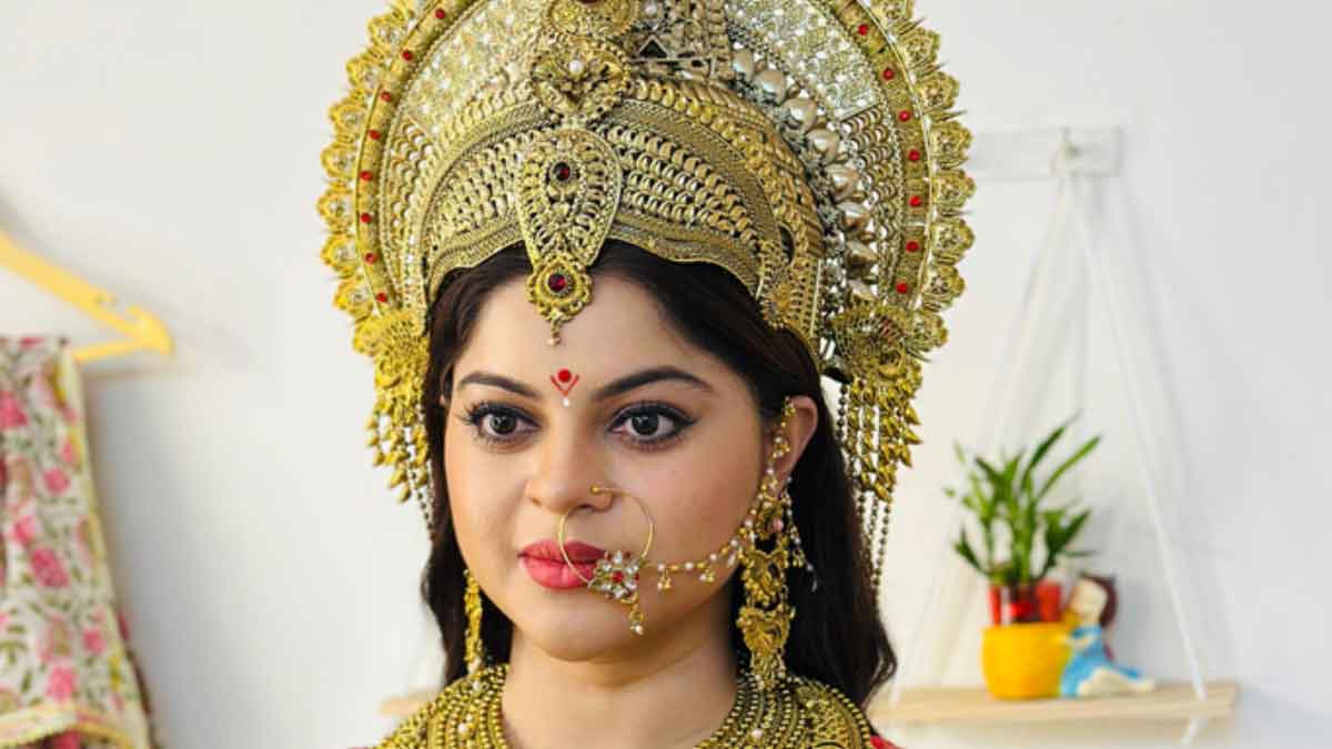 Sneha Wagh Takes Over Devoleena's Role in Chhati Maiyya