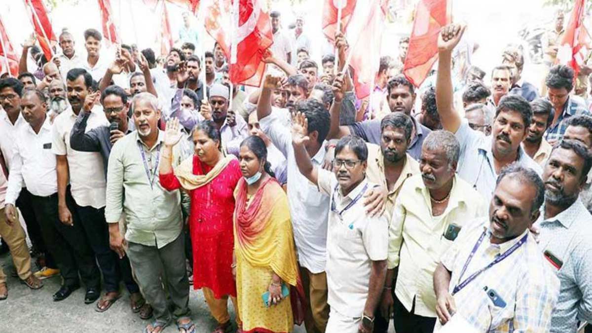 Telangana Electricity Employees Union to hold maha dharna on Oct 26