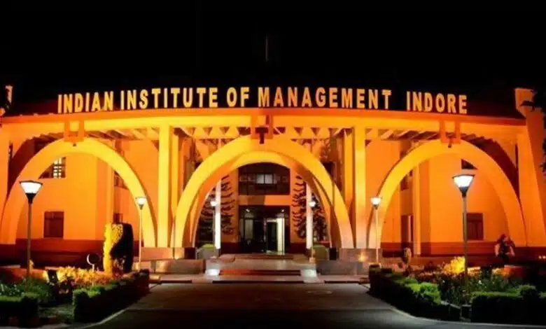 The program consists of live online sessions conducted by IIM Indore faculty