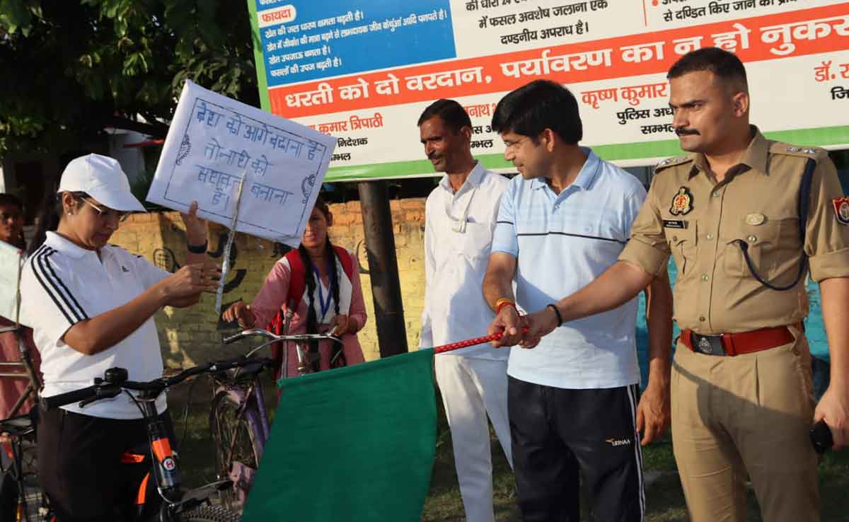 Women cycle rally was taken out in Sambhal, UP