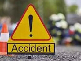 3 killed, 2 injured after speeding car hits divider in MP's Gwalior