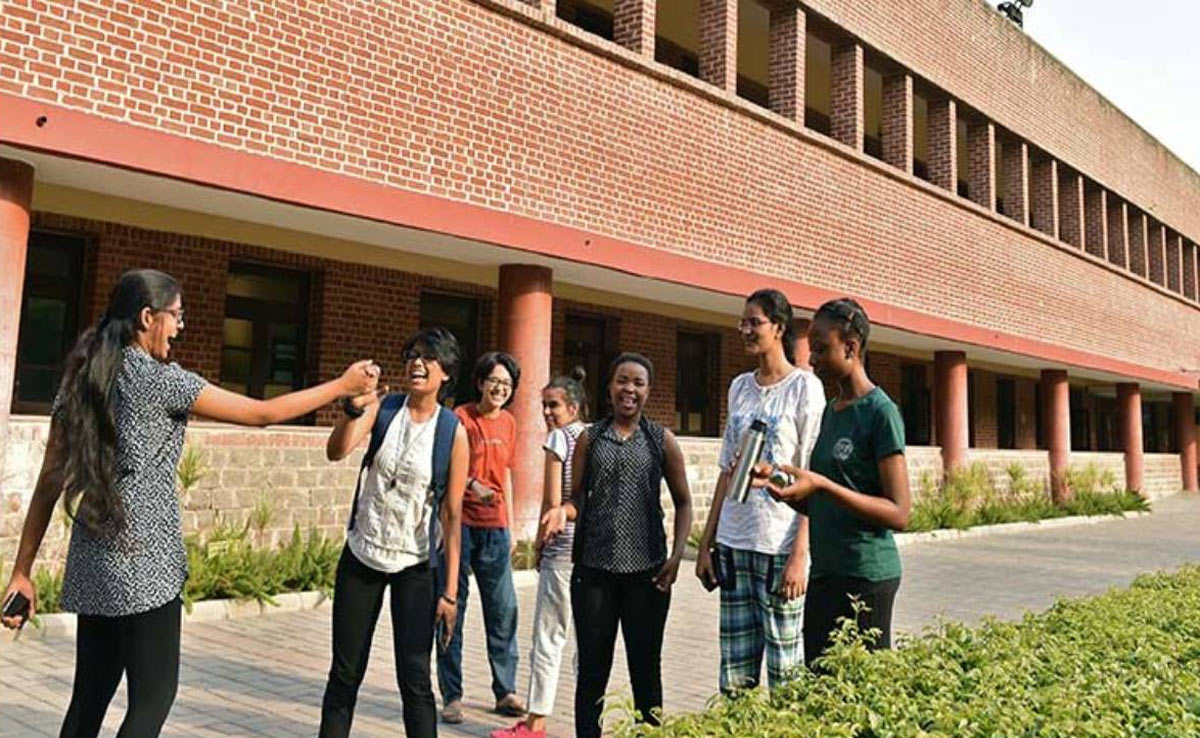 
Delhi government releases Rs 100 crore for 12 government-funded DU colleges