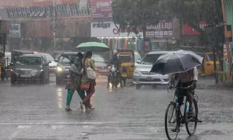 IMD predicts heavy rains in Tamil Nadu, Kerala and Karnataka till early November