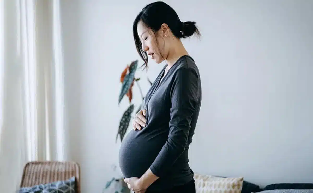 Is Weight Lifting Safe During Pregnancy? Know important tips and guidelines