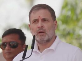 Rahul Gandhi slam BJP-Shivsena on Shivaji Maharaj statue