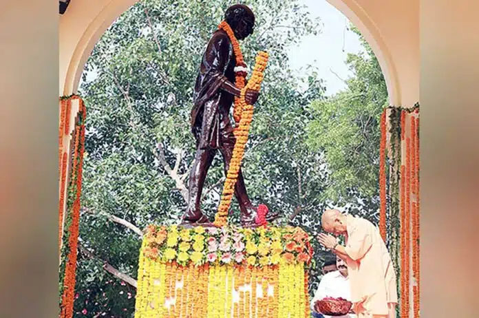 Yogi Adityanath paid floral tributes to Mahatma Gandhi on his 155th birth anniversary