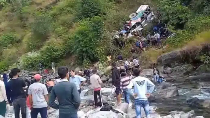 36 people died after a passenger bus fell into a ditch in Uttarakhand